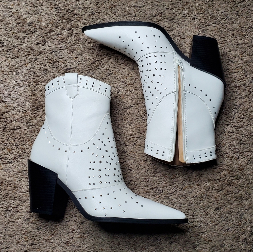 Studded White Western Cowboy Booties